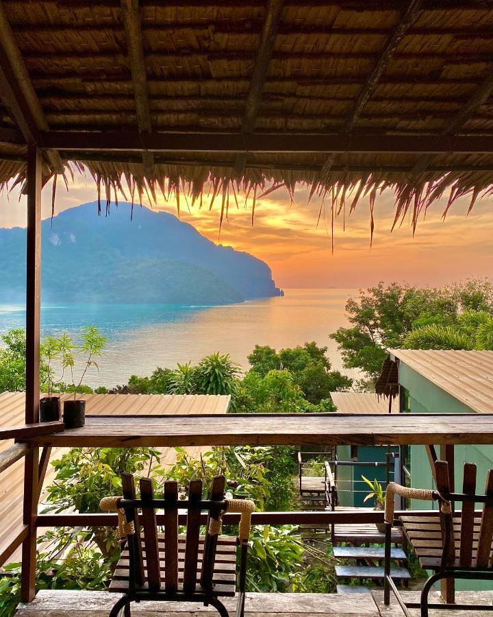 Phi Phi Sea Sky Resort Phi Phi Don Exterior foto